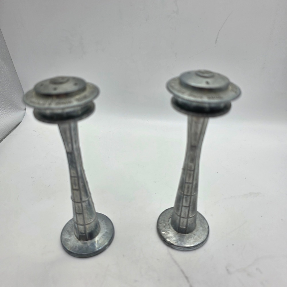 Vintage 1962 Seattle World's Fair Space Needle Salt and Pepper Shakers Set